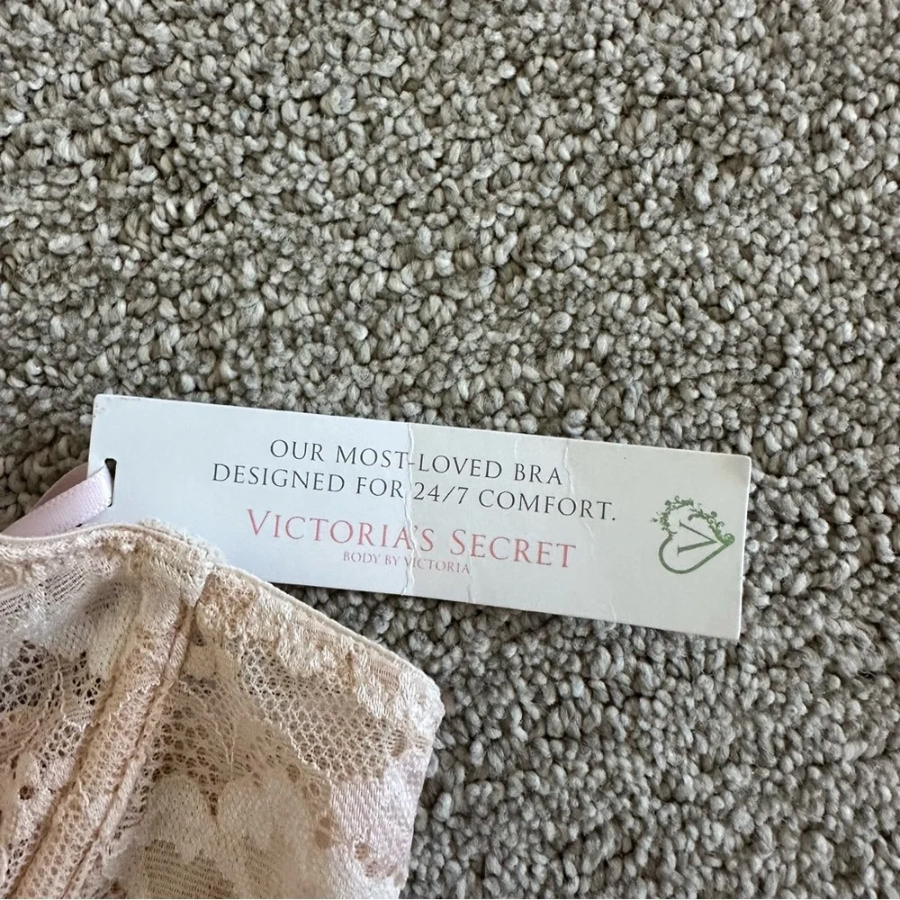 VIctoria Secret Unlined Demi Recycled Yarn Size 34B - Picture 2 of 7